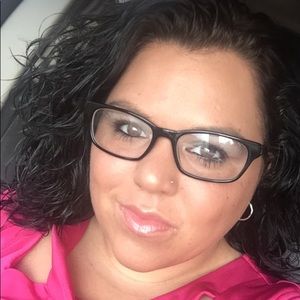 Meet your Posher, Christy